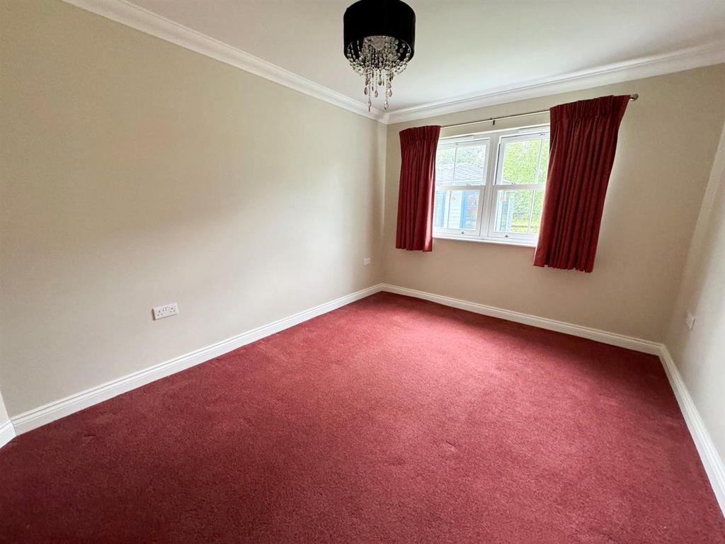 Bedroom 6/ sitting room