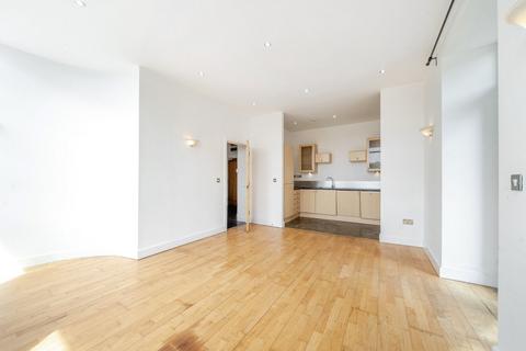 1 bedroom flat to rent, Cavendish Court, Drighlington, Bradford, West Yorkshire, BD11