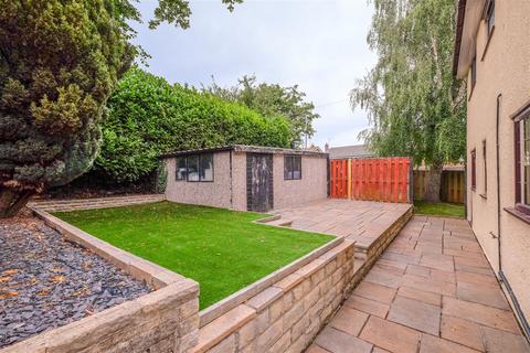 5 bedroom detached house for sale, Longroyde Close, Brighouse