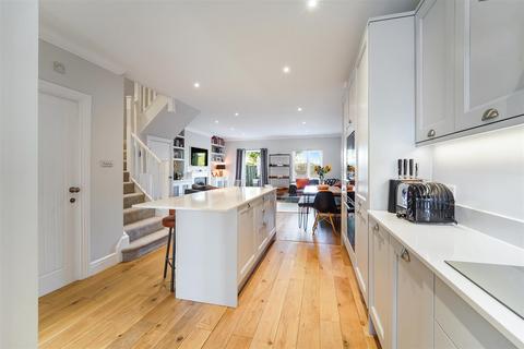 4 bedroom terraced house for sale, Old Schools Lane, Ewell Village