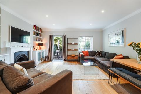 4 bedroom terraced house for sale, Old Schools Lane, Ewell Village