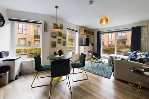 2 bedroom apartment for sale, The Embankment, Hemel Hempstead, HP3