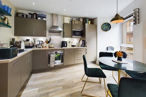 2 bedroom apartment for sale, The Embankment, Hemel Hempstead, HP3
