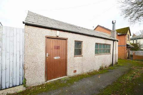 Warehouse to rent, 210A Abbey Rd Barrow In Furness LA14 5LD