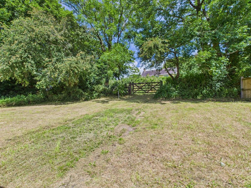 CAM05474 G0-PR0012-STILL024.jpg