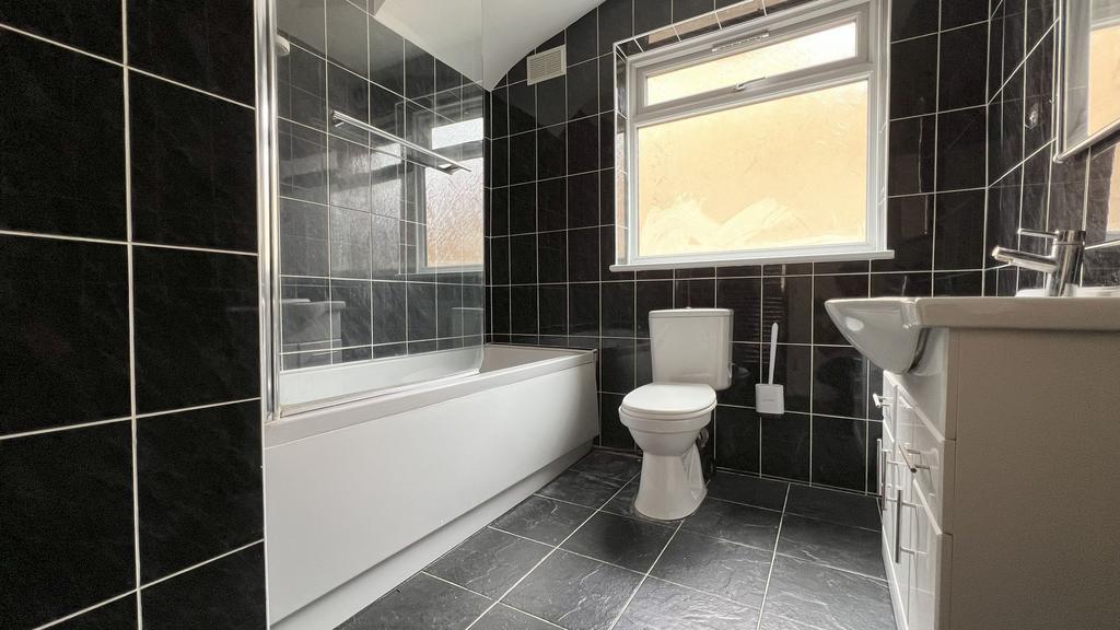 Bathroom 3
