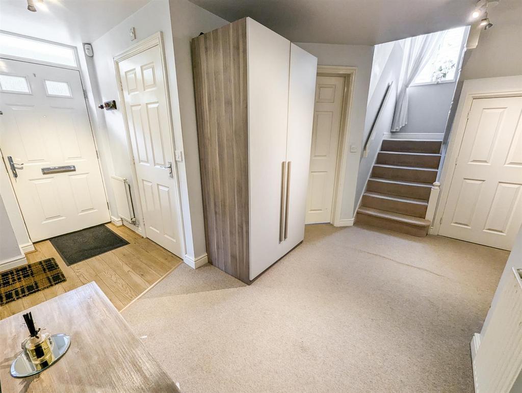 PXL 20250717 145607581.RAW-01.COVER.jpg