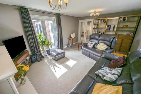 undefined, Thrush Close, Corby NN18