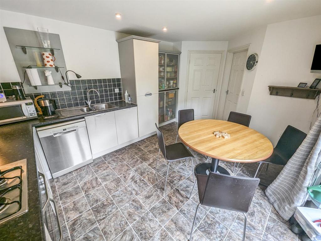 PXL 20250717 151502299.RAW-01.COVER.jpg