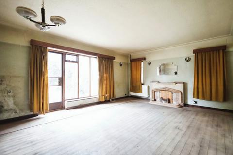 4 bedroom detached house for sale, The Broadway, Southend-on-sea, SS1