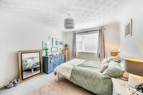 2 bedroom maisonette for sale, Commercial Street, Hampshire SO18