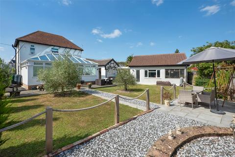 2 bedroom detached house for sale, St. Swithins Road, Whitstable