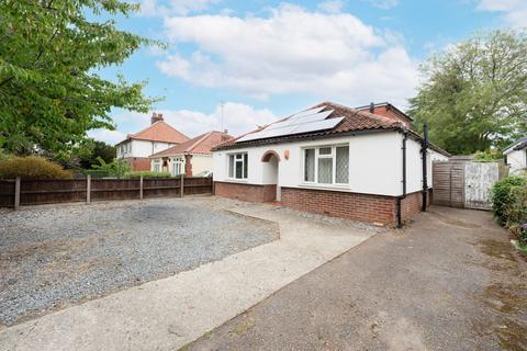 6 bedroom detached bungalow for sale, Earlham Green Lane, Norwich