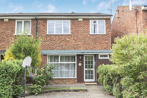 11 Broadacre, Staines-upon-thames, TW18 2DH