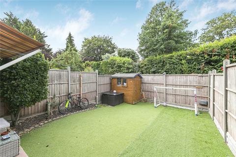 11 Broadacre, Staines-upon-thames, TW18 2DH