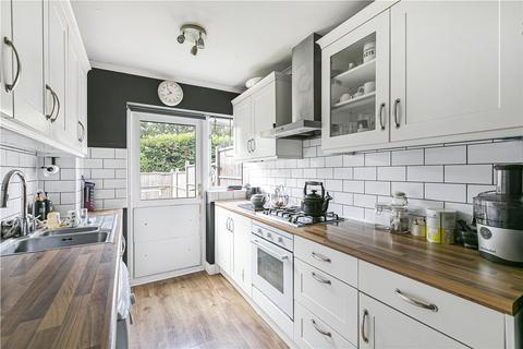 11 Broadacre, Staines-upon-thames, TW18 2DH