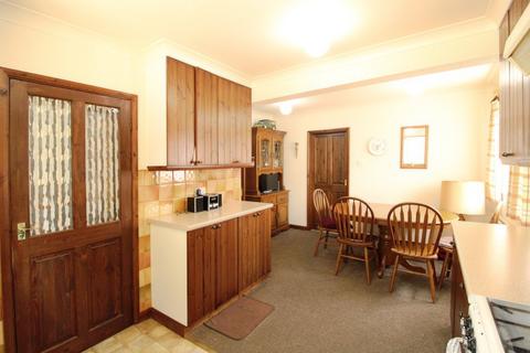 2 bedroom bungalow for sale, New Templegate, West Yorkshire LS15