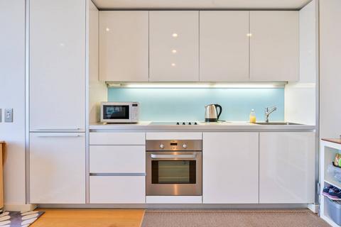 1 bedroom flat for sale, Walworth Road, Elephant and Castle, London, SE1