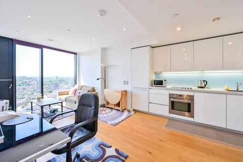 1 bedroom flat for sale, Walworth Road, Elephant and Castle, London, SE1