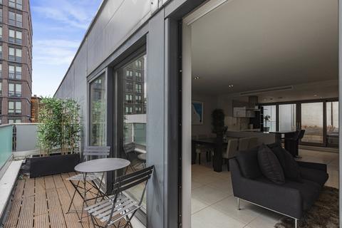 2 bedroom penthouse for sale, Leonard Street, London, EC2A