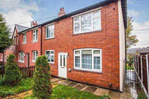 2 bedroom end of terrace house to rent, Warren Avenue, West Yorkshire WF2
