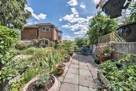 undefined, Mereworth Drive, Shooters Hill