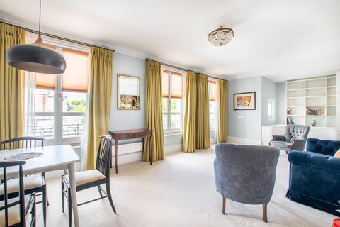 1 bedroom flat for sale, Ladbroke Terrace, Notting Hill Gate, London, W11