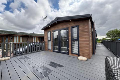 undefined, Oakwood Retreat York