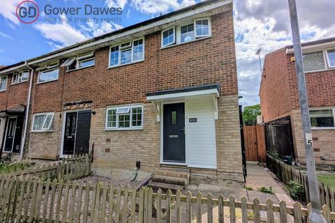 6 Broadhope Avenue, Stanford-le-hope, SS17 0SJ
