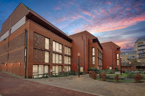 2 bedroom flat for sale, Ossory Road, London SE1