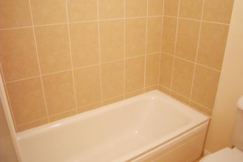 1 bedroom flat to rent, Holdenhurst Road, Springbourne, Bournemouth, BH8