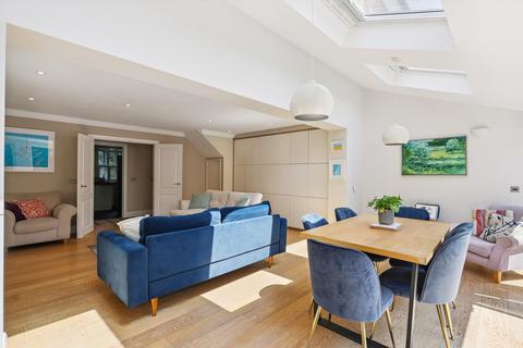 undefined, Pyrcroft Lane, Weybridge, Surrey, KT13