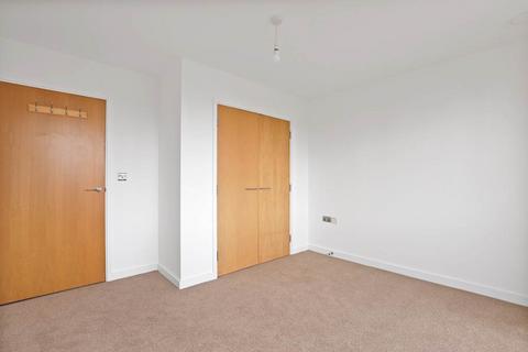 2 bedroom flat for sale, Ossory Road, London SE1