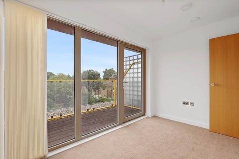 2 bedroom flat for sale, Ossory Road, London SE1