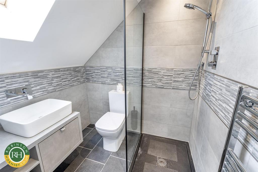 Ensuite shower