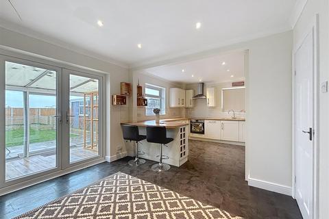 3 bedroom semi-detached house for sale, Cawood Drive, Skirlaugh, Hull