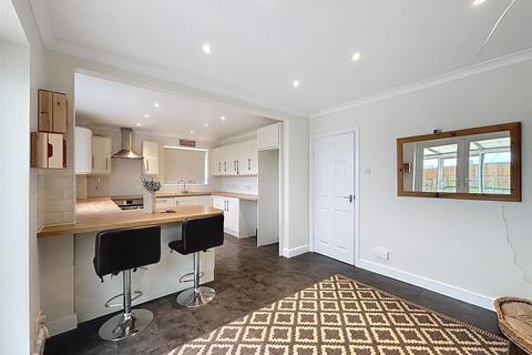 3 bedroom semi-detached house for sale, Cawood Drive, Skirlaugh, Hull