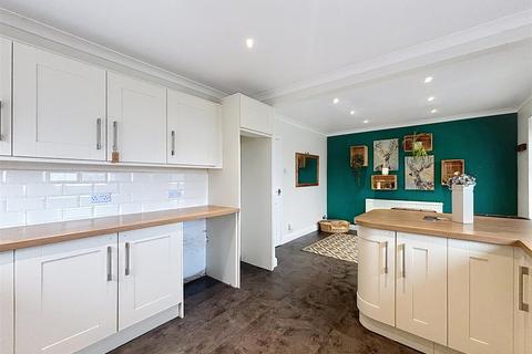 3 bedroom semi-detached house for sale, Cawood Drive, Skirlaugh, Hull