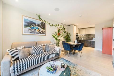 1 bedroom flat for sale, Espalier Gardens, London NW6