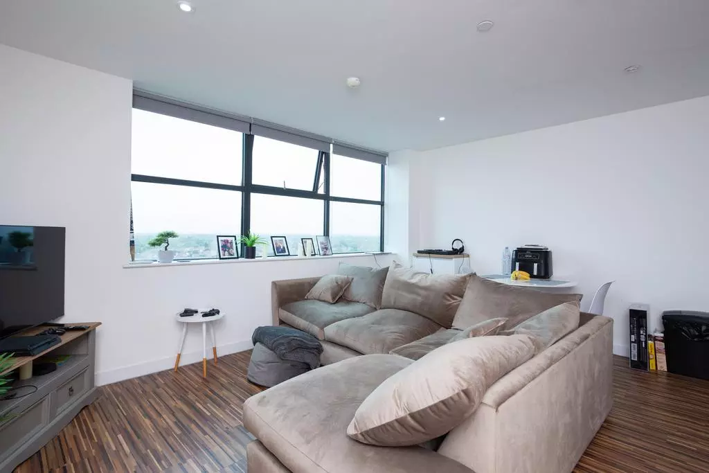 1 bedroom flat for sale - Photo 7