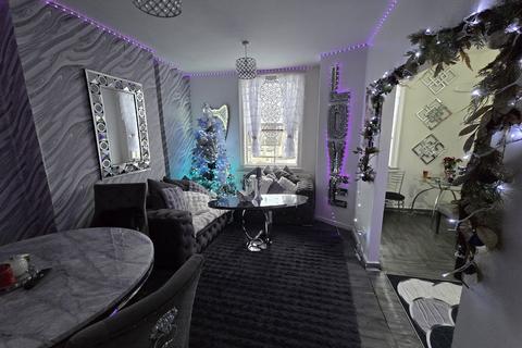 1 bedroom flat for sale, High Street, London NW10