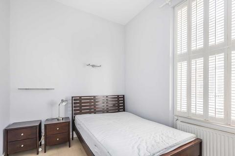 2 bedroom flat for sale, Nevern Place, Earl`s Court, SW5
