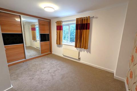 39 Fremantle Way, Hayes, UB3 2FX