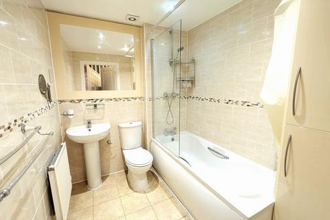 39 Fremantle Way, Hayes, UB3 2FX