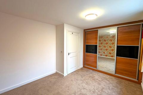 39 Fremantle Way, Hayes, UB3 2FX