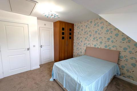 39 Fremantle Way, Hayes, UB3 2FX