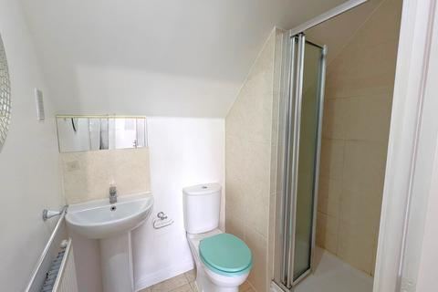 39 Fremantle Way, Hayes, UB3 2FX