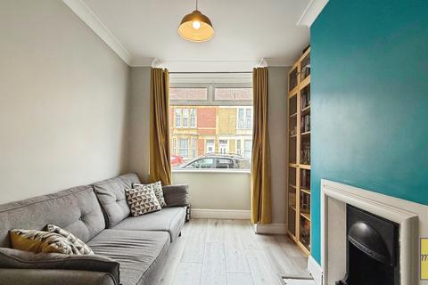 2 bedroom terraced house for sale, Repton Road, Brislington, Bristol