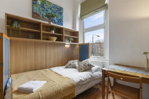 undefined, West Cromwell Road, Earls Court, SW5