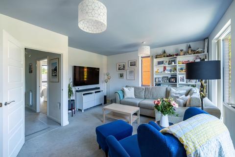 30 Cane Hill Drive, Coulsdon, CR5 3FR